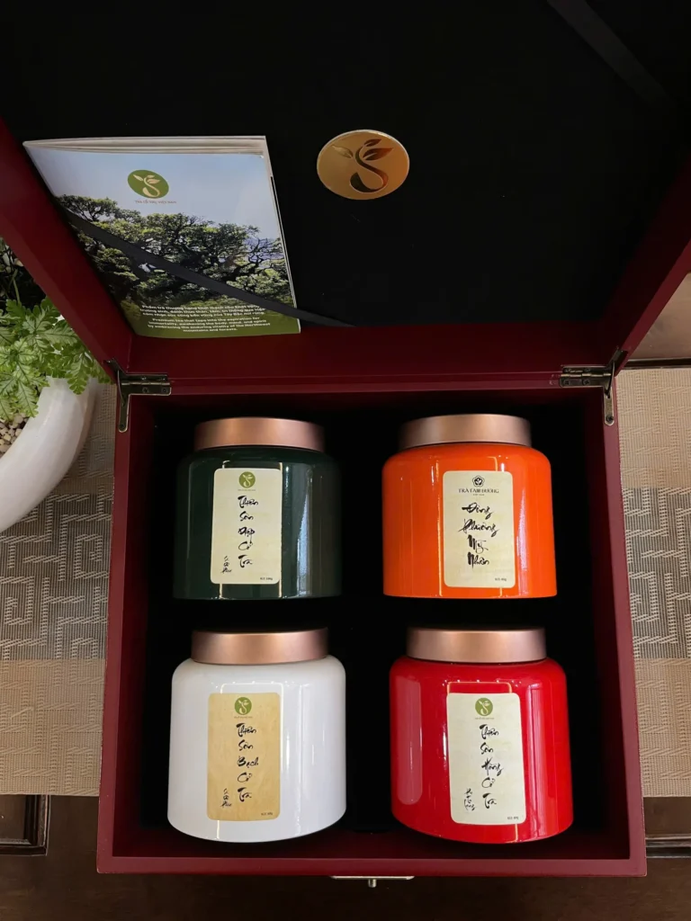 Tứ Đại Danh Trà - Hộp sơn mài